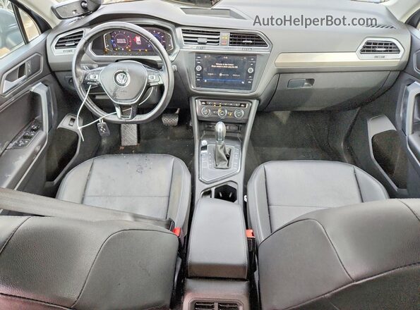 3VV3B7AX2KM189358 2019 VOLKSWAGEN TIGUAN Charcoal Widok deski rozdzielczej