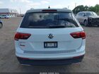 2020 Volkswagen Tiguan 2.0t Se/2.0t Se R-line Black/2.0t Sel White vin: 3VV3B7AX3LM176457