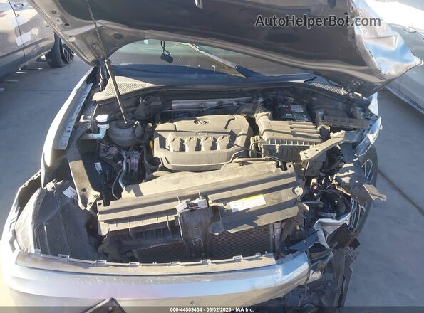 3VV3B7AX3MM058653 2021 VOLKSWAGEN TIGUAN Серый Вид сзади