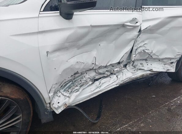 3VV3B7AX4KM033743 2019 VOLKSWAGEN TIGUAN White Widok z przodu