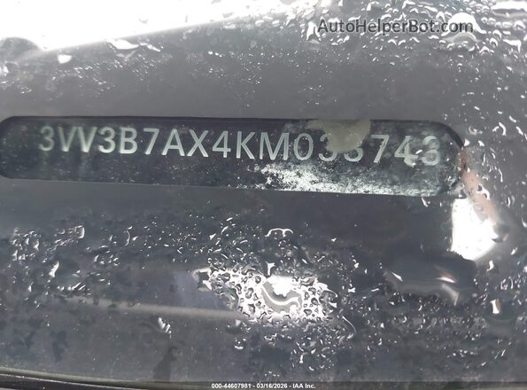 3VV3B7AX4KM033743 2019 VOLKSWAGEN TIGUAN White Widok komory silnika