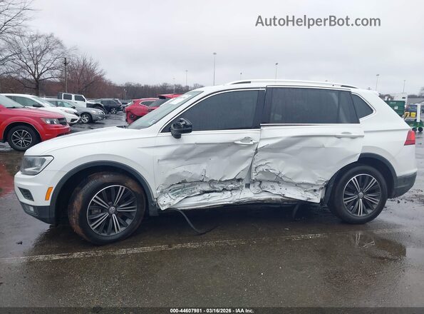 3VV3B7AX4KM033743 2019 VOLKSWAGEN TIGUAN White Widok wnętrza 360 stopni