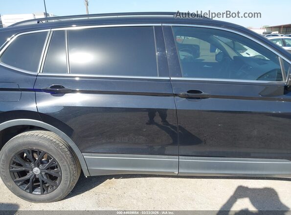 3VV3B7AX4KM178555 2019 VOLKSWAGEN TIGUAN Black Սալոնի հետևի տեսք