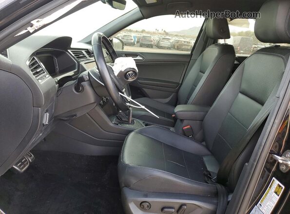 3VV3B7AX4KM198630 2019 VOLKSWAGEN TIGUAN Black Widok wnętrza z przodu