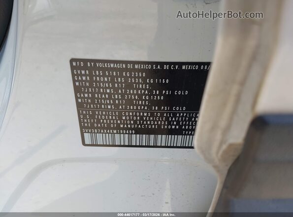 3VV3B7AX4KM199499 2019 VOLKSWAGEN TIGUAN White Vista del compartimento del motor