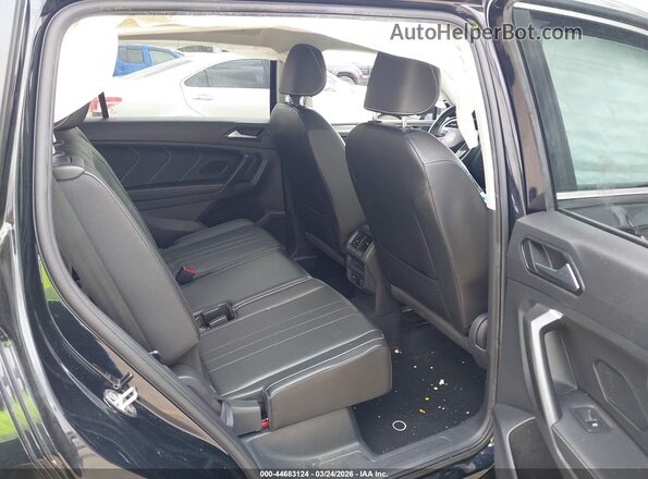 3VV3B7AX5NM055528 2022 VOLKSWAGEN TIGUAN Black Vista de la etiqueta del VIN