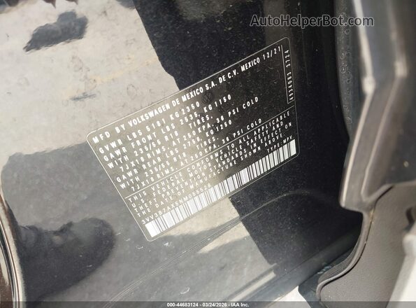 3VV3B7AX5NM055528 2022 VOLKSWAGEN TIGUAN Black Vista del compartimento del motor