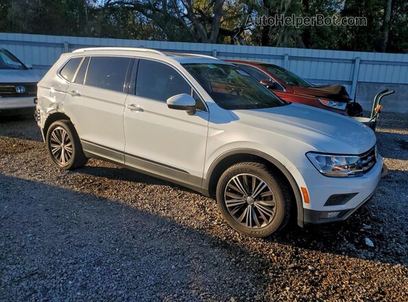 3VV3B7AX6KM061009 2019 VOLKSWAGEN TIGUAN Белый Передняя правая четверть