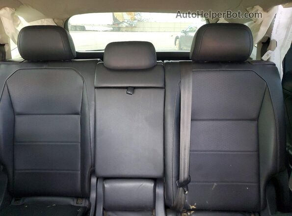 3VV3B7AX7LM108338 2020 VOLKSWAGEN TIGUAN Teal უკანა სავარძლების ხედი