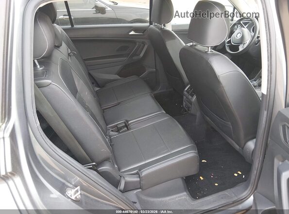 3VV3B7AX7MM039135 2021 VOLKSWAGEN TIGUAN Gray Vista de la etiqueta del VIN
