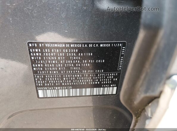 3VV3B7AX7MM039135 2021 VOLKSWAGEN TIGUAN Gray Vista del compartimento del motor
