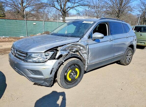 3VV3B7AX8LM142319 2020 VOLKSWAGEN TIGUAN Silver Przód lewy