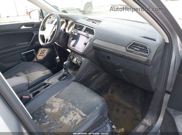 3VV3B7AX8MM112383 2021 VOLKSWAGEN TIGUAN Silver Widok wnętrza z przodu