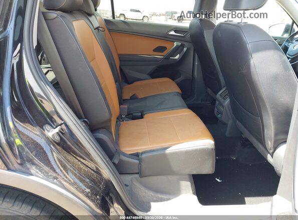 3VV3B7AX9KM133627 2019 VOLKSWAGEN TIGUAN Синий Вид наклейки с VIN-кодом