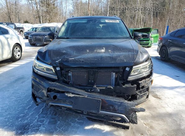 3VV4B7AX1JM067626 2018 VOLKSWAGEN TIGUAN Черный Вид спереди