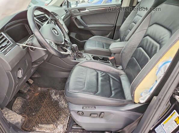 3VV4B7AX3KM138195 2019 VOLKSWAGEN TIGUAN Черный Вид салона спереди