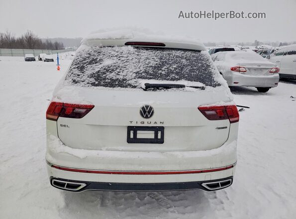 3VV4B7AX6RM185277 2024 VOLKSWAGEN TIGUAN Белый Вид сзади