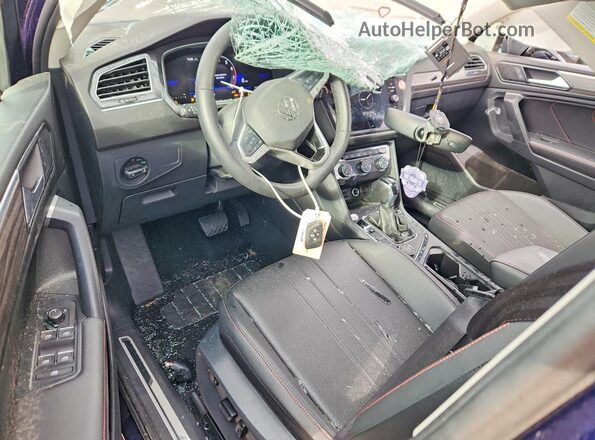 3VV5B7AX2RM209109 2024 VOLKSWAGEN TIGUAN Blue წინა პანელის ხედი