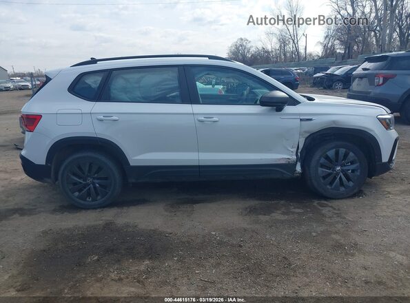 3VV5X7B21RM056159 2024 VOLKSWAGEN TAOS Белый Вид задней части салона