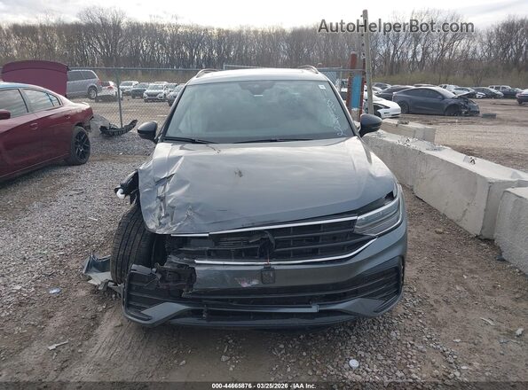 3VV8B7AX5RM188592 2024 VOLKSWAGEN TIGUAN Серый Вид задней части салона