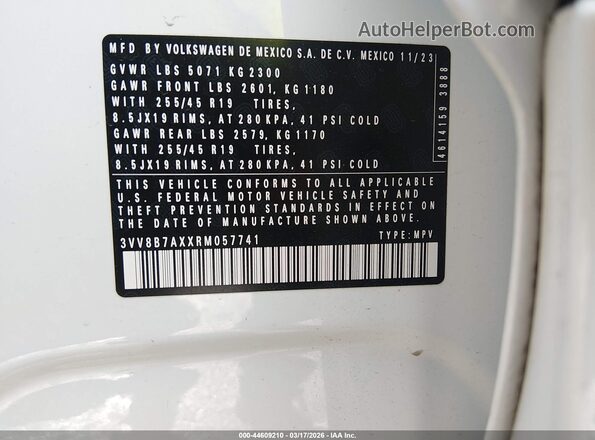 3VV8B7AXXRM057741 2024 VOLKSWAGEN TIGUAN White Widok komory silnika