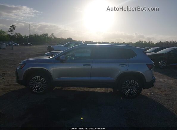3VVEC7B21SM014527 2025 VOLKSWAGEN TAOS Серебряный Панорамный вид салона 360°