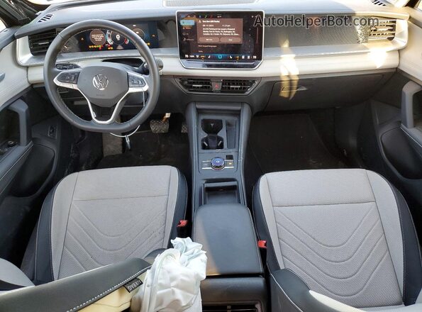 3VVER7RM1SM024979 2025 VOLKSWAGEN TIGUAN Черный Вид панели приборов