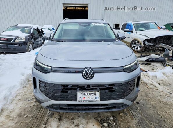 3VVFR7RM3SM044686 2025 VOLKSWAGEN TIGUAN Silver Widok z przodu