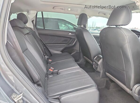 3VVMB7AX6PM079862 2023 VOLKSWAGEN TIGUAN Gray Սալոնի հետևի տեսք