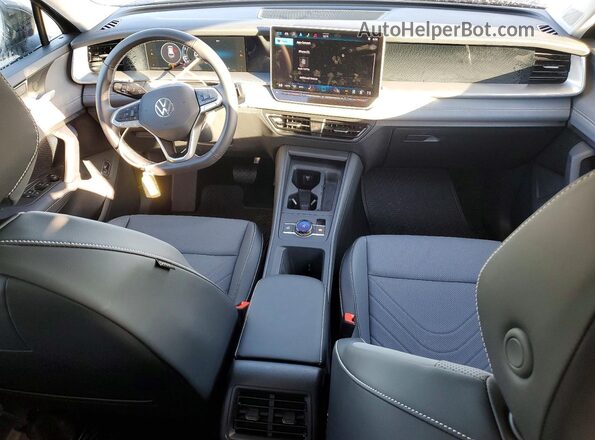 3VVMR7RM5SM062579 2025 VOLKSWAGEN TIGUAN Черный Вид панели приборов