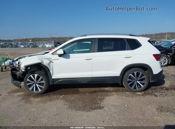 3VVRX7B29NM007674 2022 VOLKSWAGEN TAOS Белый 