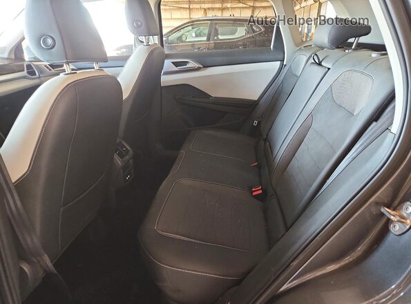 3VVSC7B24TM012047 2026 VOLKSWAGEN TAOS Серый Вид задней части салона