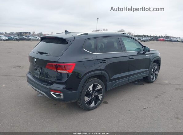 3VVUX7B20RM102821 2024 VOLKSWAGEN TAOS Black Tył prawy