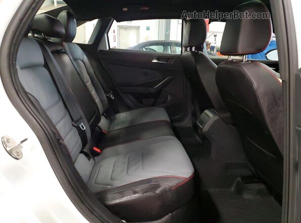 3VW2M7BU0TM002433 2026 VOLKSWAGEN JETTA Белый Вид задних сидений