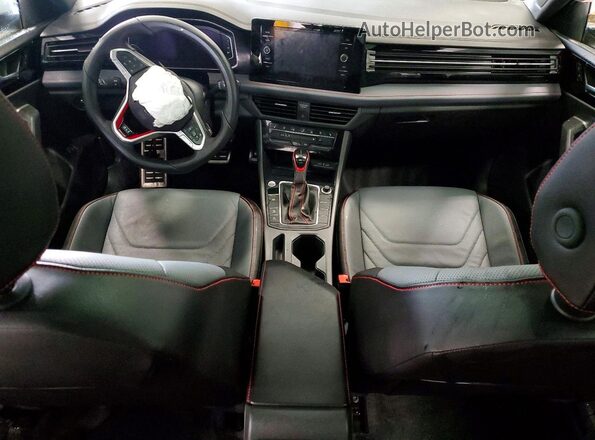 3VW2M7BU0TM002433 2026 VOLKSWAGEN JETTA Белый Вид панели приборов