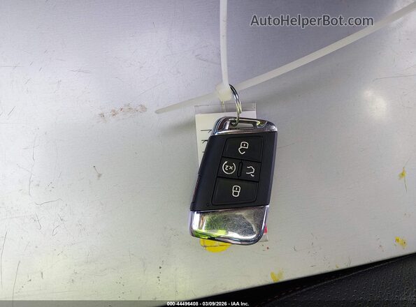 3VW2T7BU4SM076052 2025 VOLKSWAGEN JETTA Белый Вид панели приборов