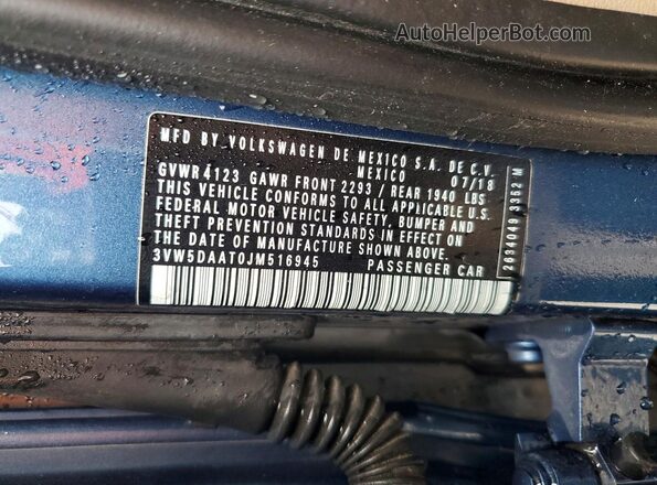3VW5DAAT0JM516945 2018 VOLKSWAGEN BEETLE Синий Вид подкапотного пространства