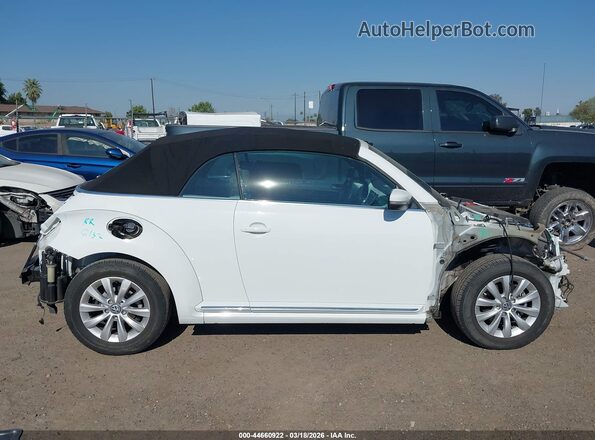 3VW5DAAT8JM503232 2018 VOLKSWAGEN BEETLE White 360 interior view