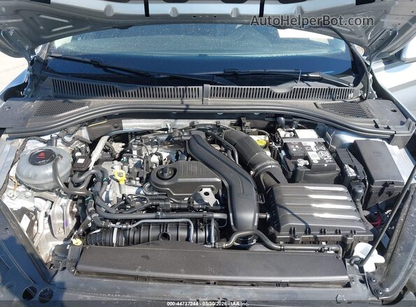 3VW7M7BU6RM003987 2024 VOLKSWAGEN JETTA Серебряный Вид сзади