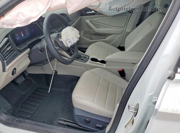 3VW7M7BUXRM051931 2024 VOLKSWAGEN JETTA Белый Вид салона спереди