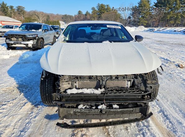 3VWBM7BU3RM033684 2024 VOLKSWAGEN JETTA Белый Вид спереди