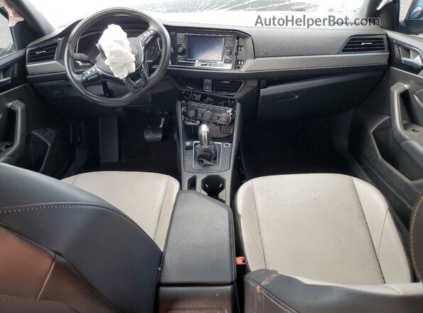 3VWC57BU2KM237190 2019 VOLKSWAGEN JETTA Gray Vista del salpicadero