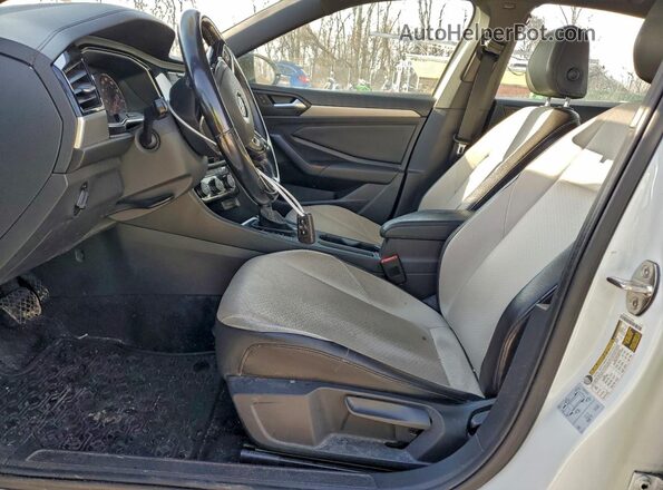 3VWC57BU9LM079013 2020 VOLKSWAGEN JETTA Белый Вид салона спереди