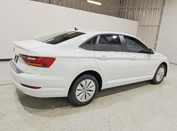3VWCB7BUXKM241397 2019 VOLKSWAGEN JETTA Белый Задняя правая четверть