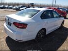 2017 Volkswagen Jetta 1.8t Sport Белый vin: 3VWD17AJ4HM305084