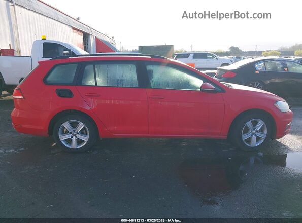 3VWD17AU5JM768030 2018 VOLKSWAGEN GOLF Красный Вид щитка приборов