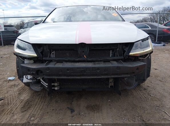 3VWDB7AJ9HM337624 2017 VOLKSWAGEN JETTA Белый Вид спереди