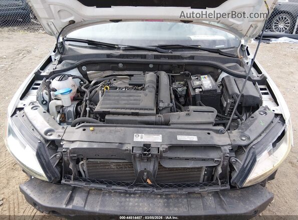 3VWDB7AJ9HM337624 2017 VOLKSWAGEN JETTA Белый Вид сзади