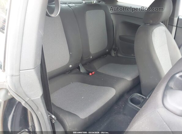 3VWF17AT2HM617057 2017 VOLKSWAGEN BEETLE Черный Вид наклейки с VIN-кодом