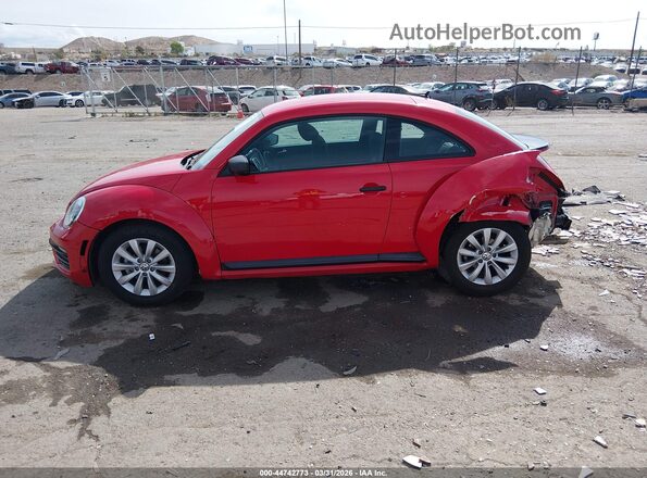 3VWFD7AT3JM704785 2018 VOLKSWAGEN BEETLE Красный 